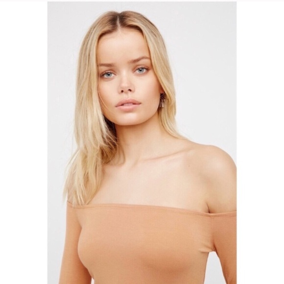 FREE PEOPLE off shoulder bell sleeve top - Picture 4 of 6